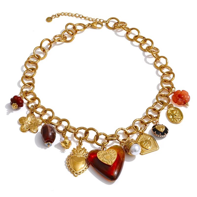 Amore Royale Charm Necklace Stainless Steel Vintage Heart