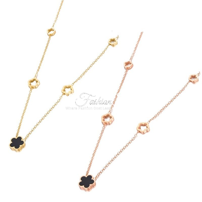 Five Petals Charm Necklace Gold Lariat