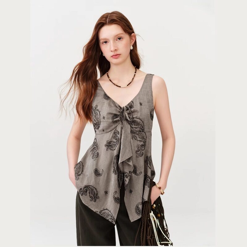Retro Revival Geometric Sleeveless Blouse