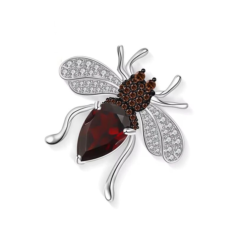 2.89ct Garnet Gemstone 925 Sterling Sliver Bee Brooch
